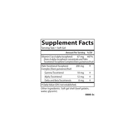 Carlson Tocotrienols 40 mg gélules molles en main