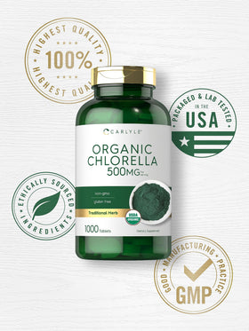 Carlyle Chlorella Bio 500 mg, présentation des comprimés dans une cuillère