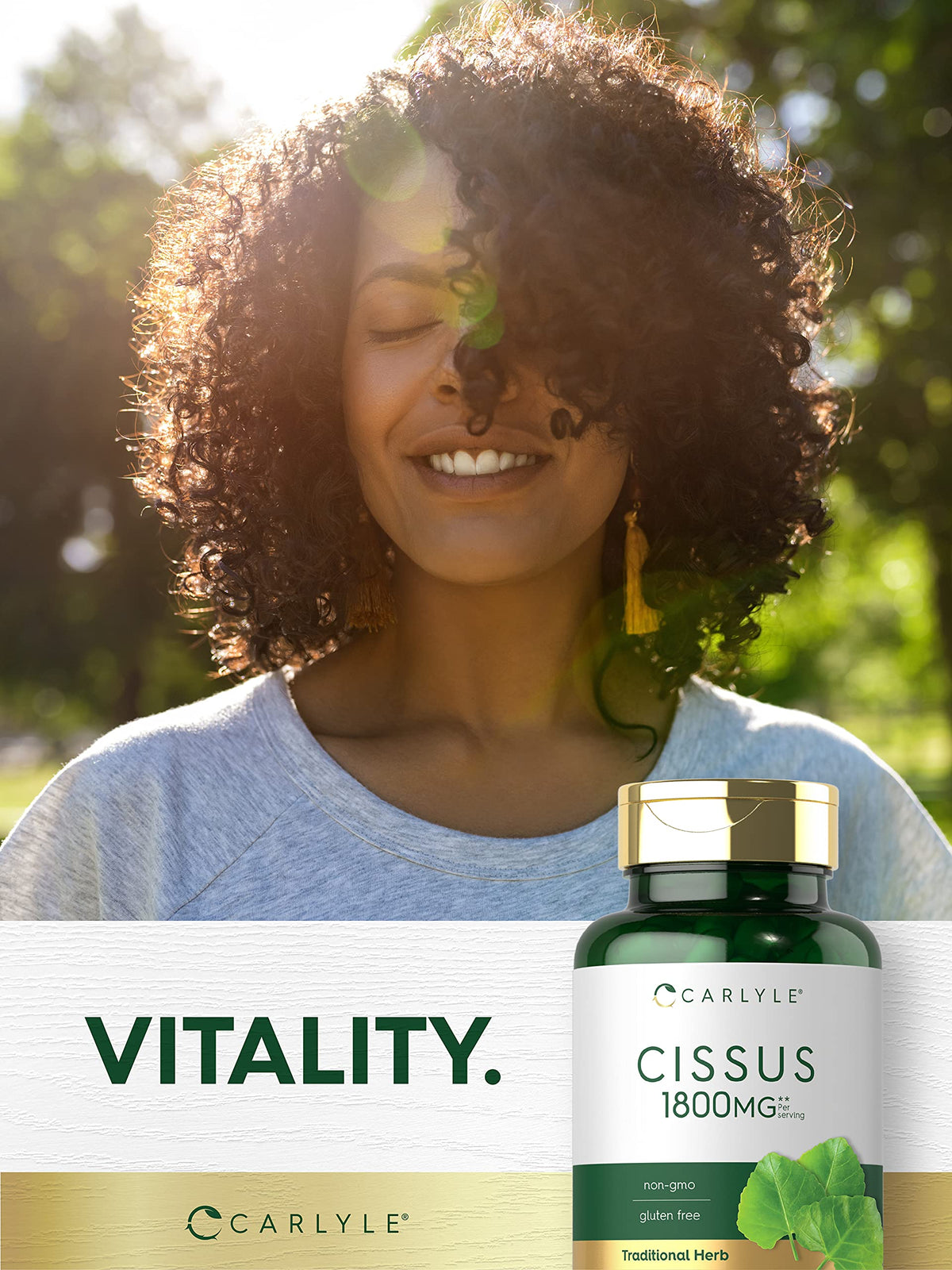 Carlyle Cissus Quadrangularis, capsules à côté d'un verre d'eau
