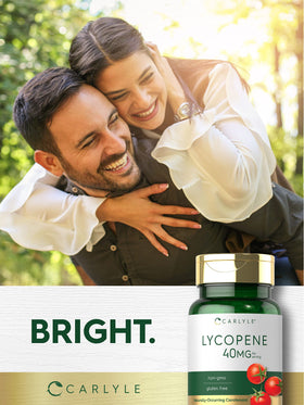 Carlyle Lycopène 40mg, gélules molles dans une main