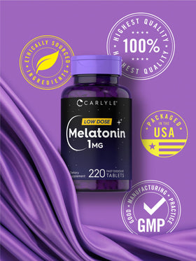 Carlyle Mélatonine 1 mg avec fruits de baies en arrière-plan