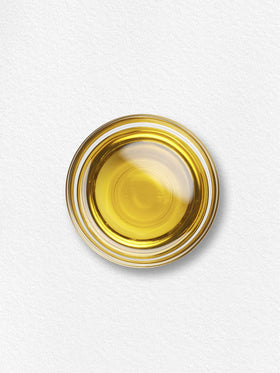 Carlyle Omega 3-6-9 huile de lin sur une table en bois