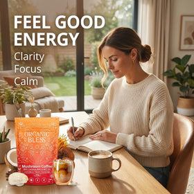 Champignons dans le café instantané Organic Bless, mise en scène