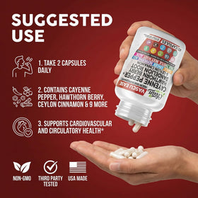 Clean Nutraceuticals Vascu Ease capsules en main, vue rapprochée