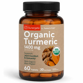 Complément alimentaire Curcuma Bio 1400mg Sunergetic devant une boîte