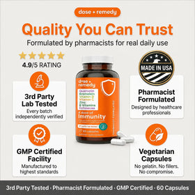 Complément alimentaire dose + remedy Quercétine 500mg sur une table en bois