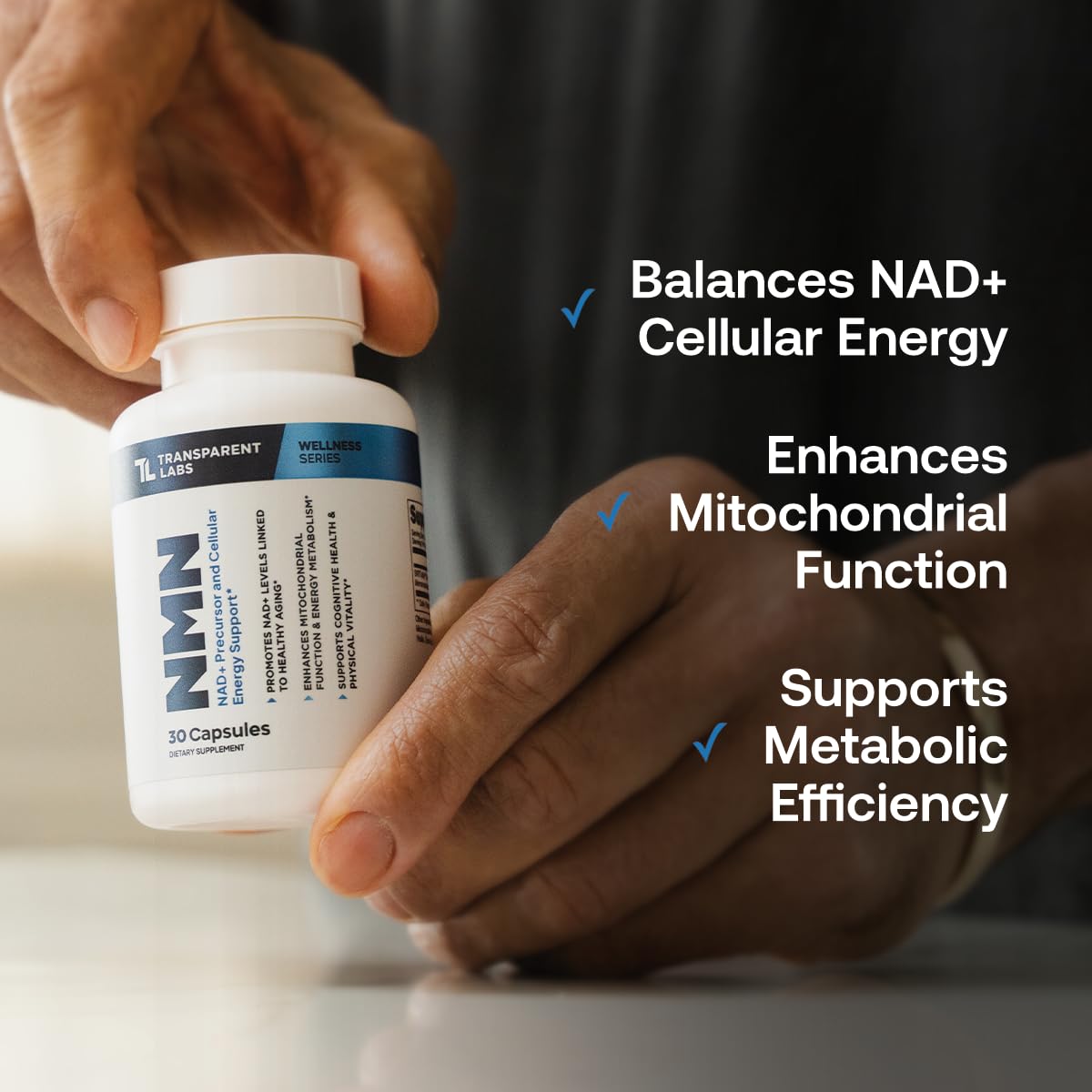 Complément NMN 600 mg Transparent Labs ouvert avec capsules