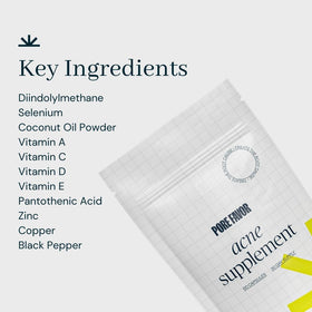 Complément Pore Favor avec Zinc placé sur une table en bois