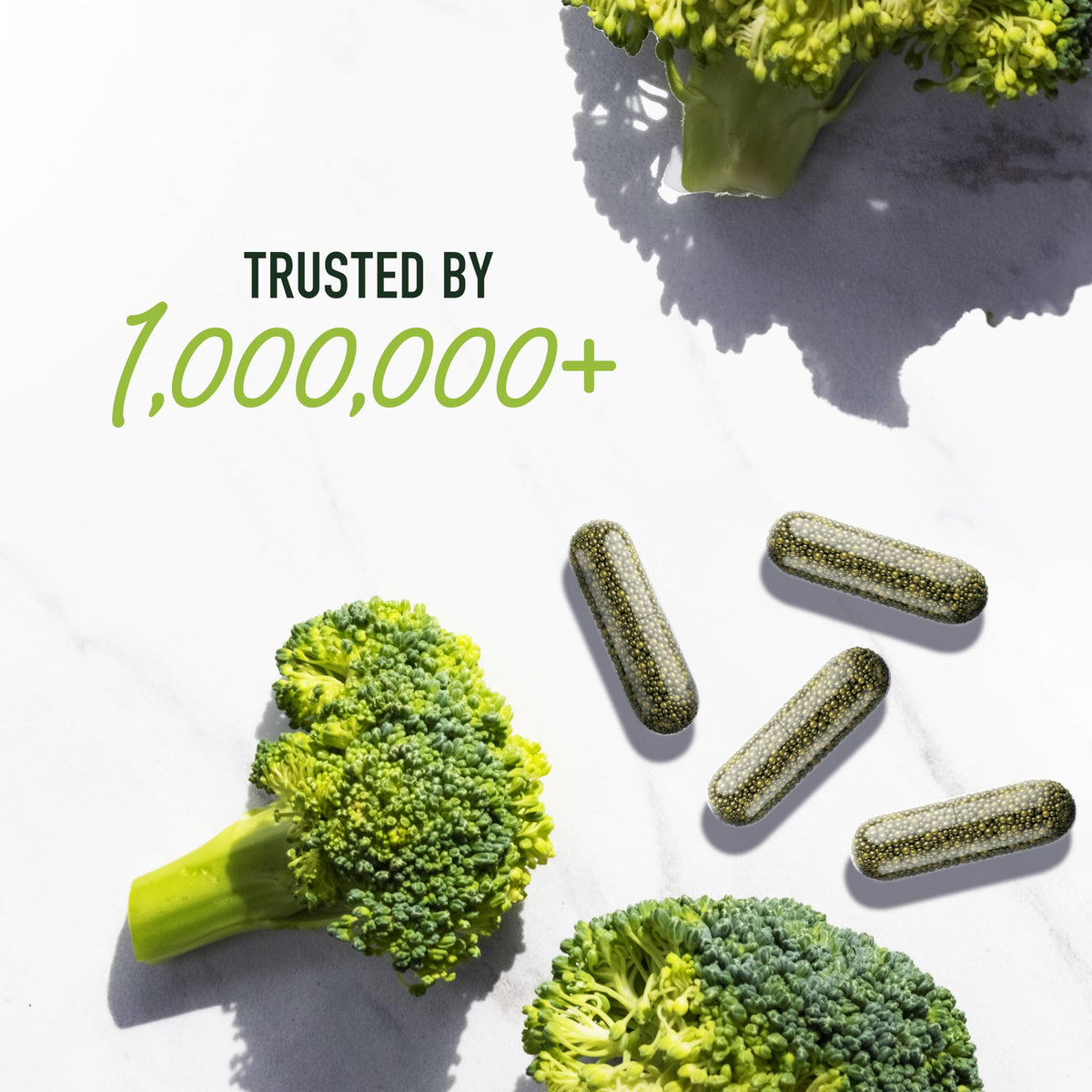 Complément Sulforaphane 50MG SMNutrition, mise en scène avec des légumes