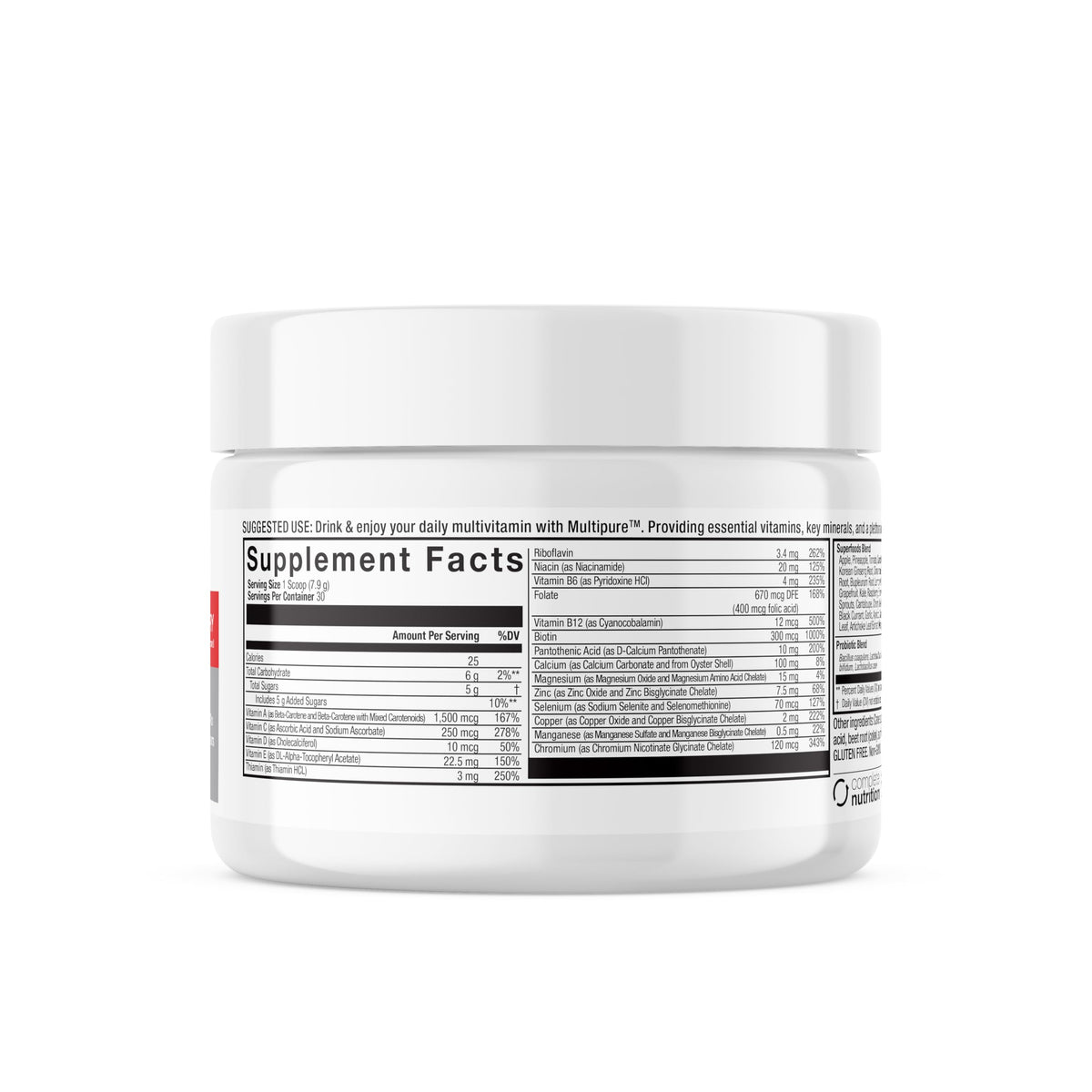 Complete Nutrition Reclaim Multi Pure poudre mélangée dans un verre d'eau