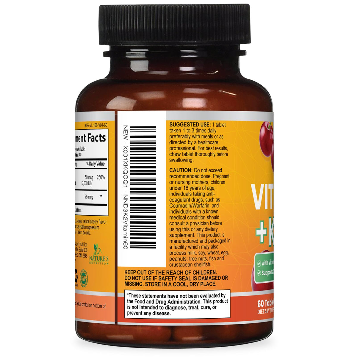 Comprimés D3 K2 Nature's Nutrition avec un verre d'eau