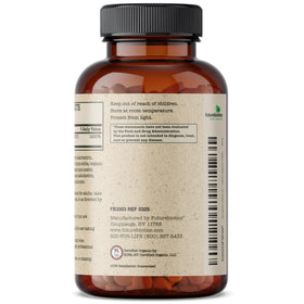 Comprimés de Futurebiotics Vitamine D3 dans une main