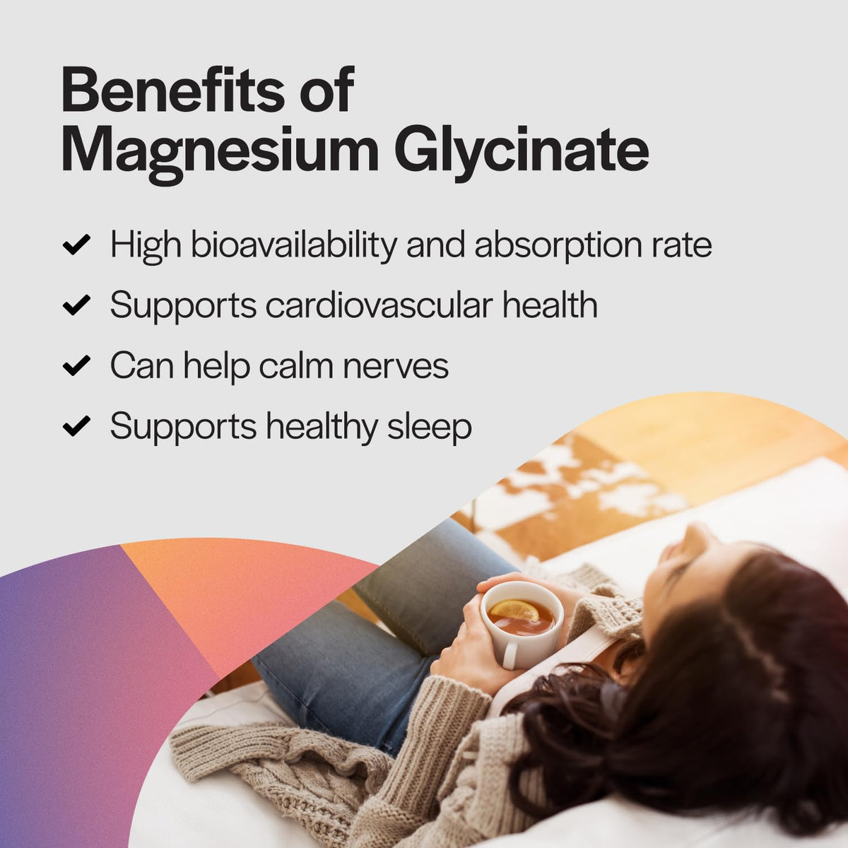 Comprimés de Magnésium Glycinate PureFormulas dans une main