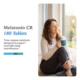 Comprimés de mélatonine XYMOGEN dans la main