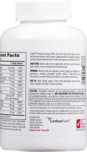 Comprimés de Multivitamine prénatale Leader sur fond blanc