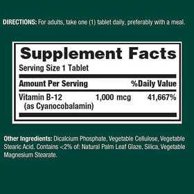 Comprimés de Nature's Bounty Vitamine B12 1000mcg sur une table