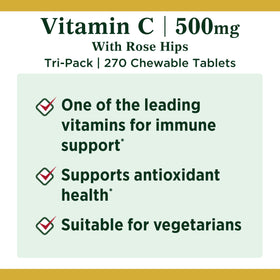 Comprimés de Nature's Bounty Vitamine C sur une surface blanche