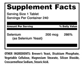 Comprimés de sélénium 200 mcg Amazing Nutrition sur une surface blanche