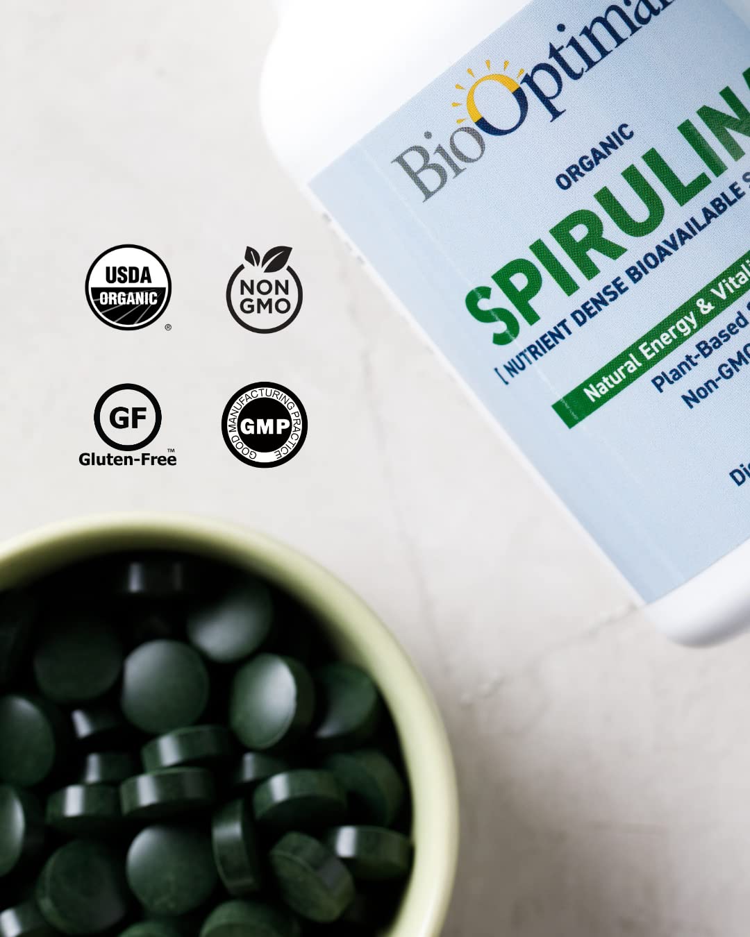 Comprimés de spiruline BioOptimal en contexte de bien-être
