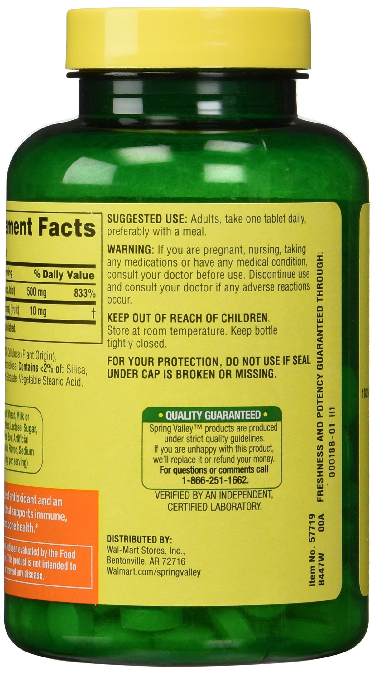 Comprimés de Vitamine C avec Églantier Spring Valley, 500 mg, présentation sur une surface blanche
