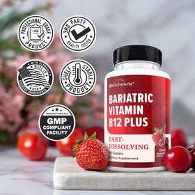 Comprimés dissolvables B12 BioSchwartz dans une main