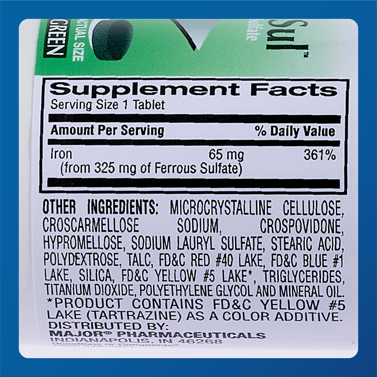 Comprimés MAJOR Ferosul 325 mg disposés sur une table