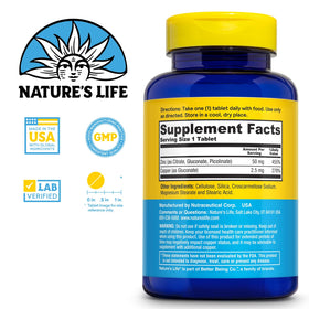Comprimés Nature's Life Zinc Protecteur 50mg sur une surface blanche