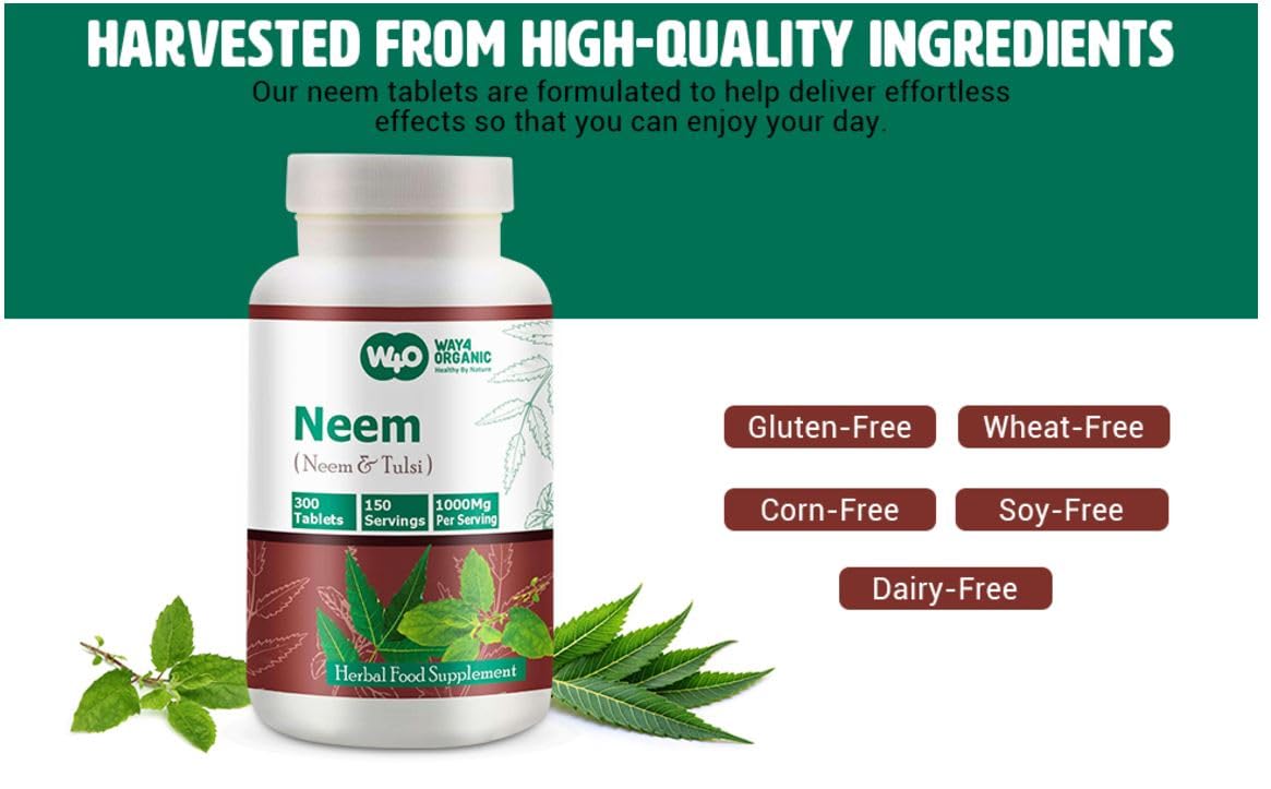 Comprimés Neem Tulsi avec une main tenant le flacon