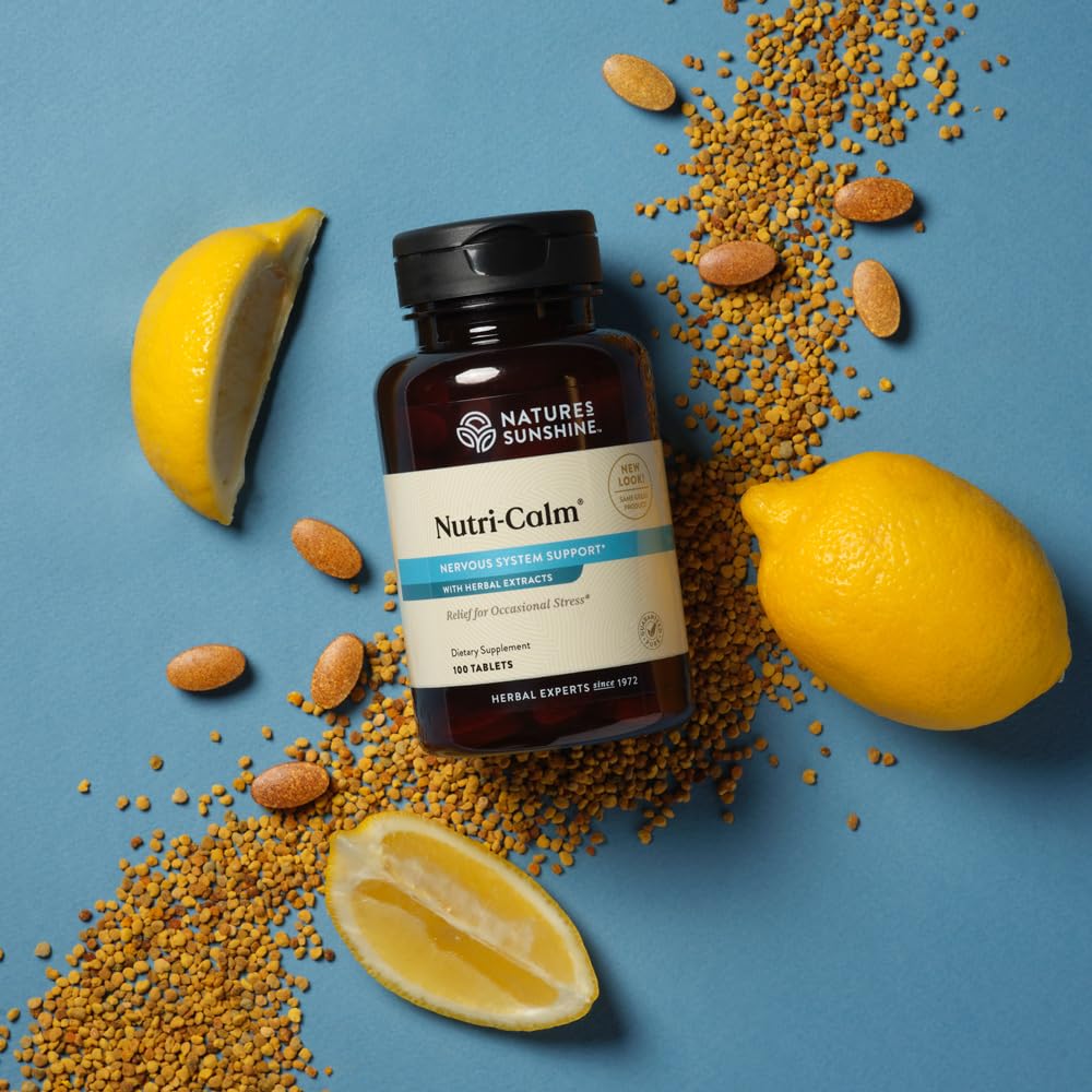Comprimés Nutri-Calm Nature's Sunshine sur une surface blanche