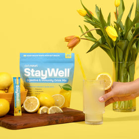 Daily Nouri Mélange de Boisson StayWell stick pack sur une table