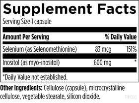 Designs for Health Thyrommune capsules sur une table