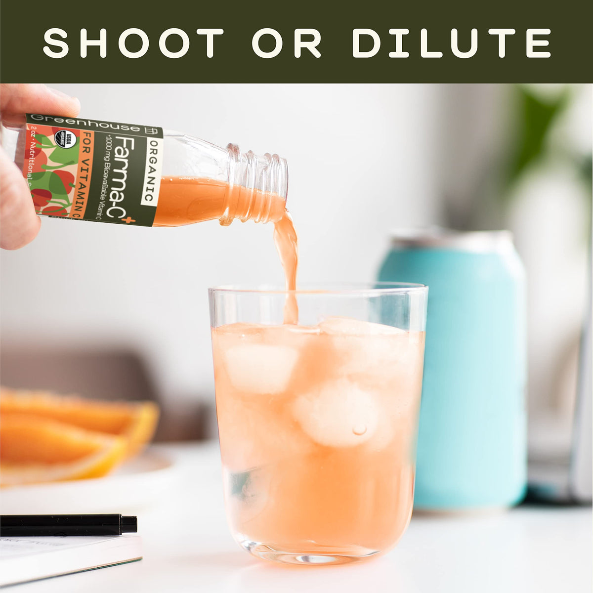 Détail de la bouteille de shot de bien-être Farma-C+ avec bouchon