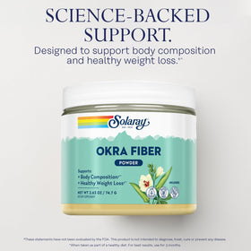 Détail de la poudre d'okra SOLARAY dans une cuillère