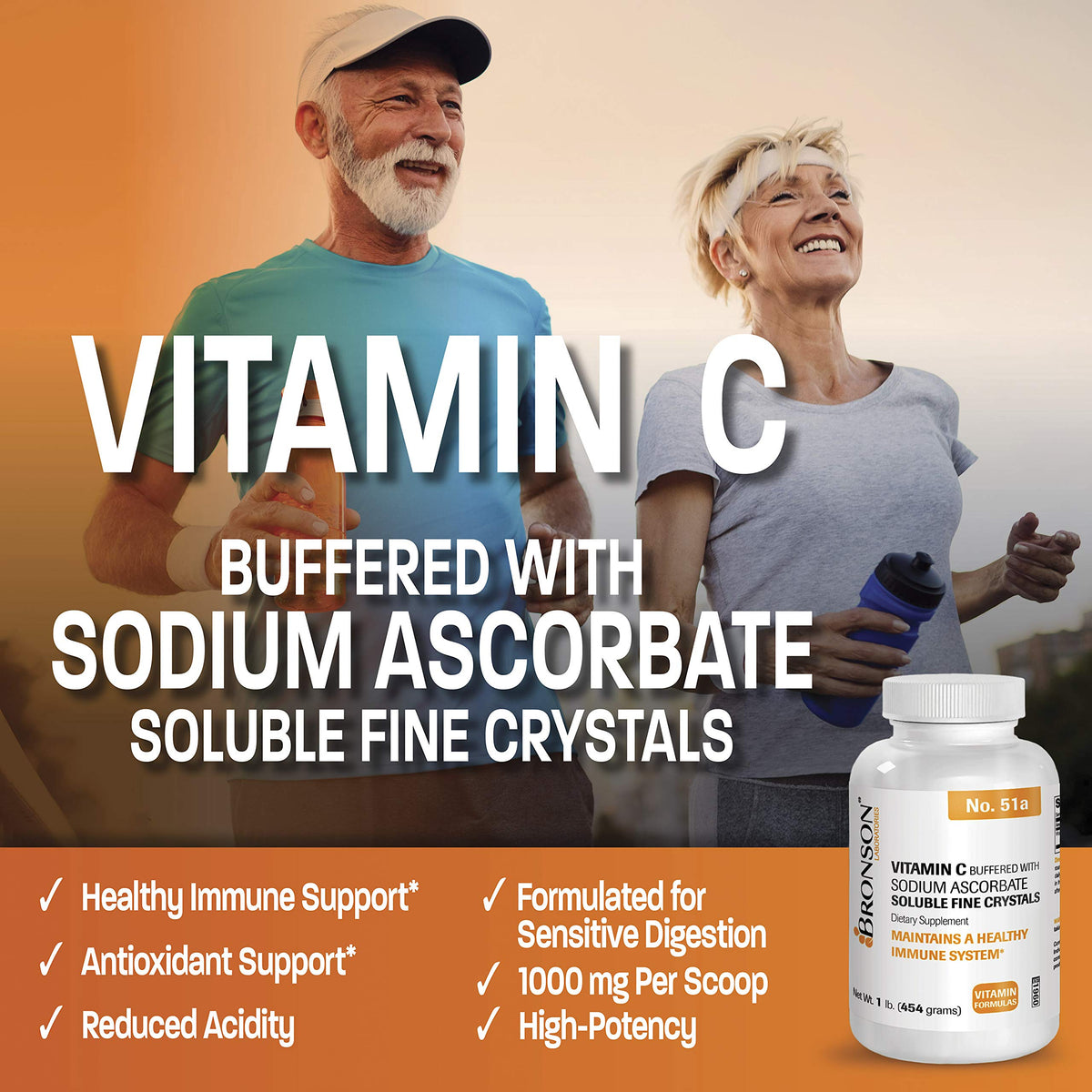 Détail de la poudre de vitamine C Bronson dans un verre