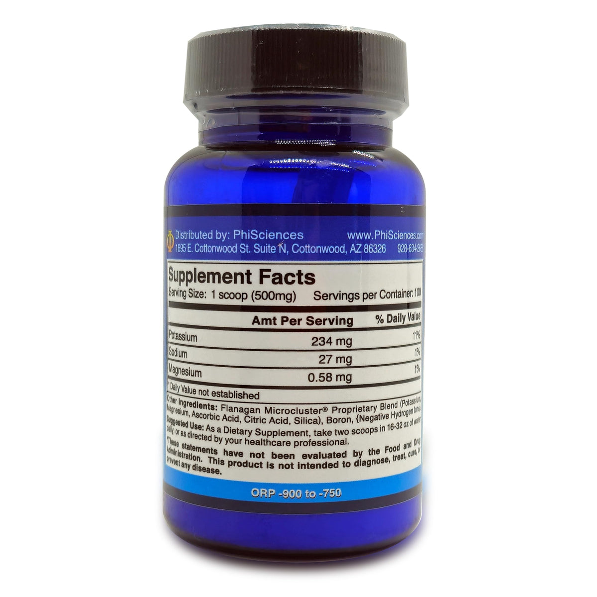 Détail de la poudre Mega Hydrate de Phi Sciences dans une cuillère.
