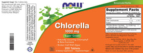 Détails des comprimés NOW Foods Chlorella sur une table