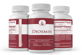 Diosmine capsules avec une main pour échelle