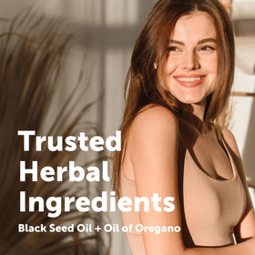 Dosage d'huile de Nigelle Micro Ingredients dans une cuillère