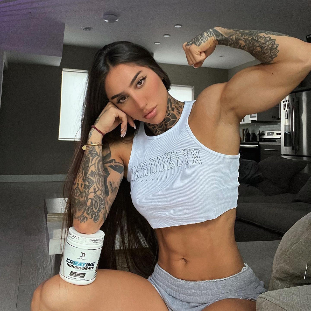 DRAGON PHARMA Créatine Monohydrate avec équipement de musculation