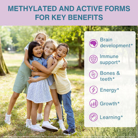 Enfants heureux avec les gummies multivitaminés Igennus