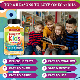 Enfants prenant des gommes DHA BrightKids