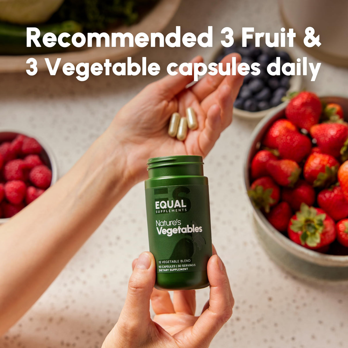Equal Supplements Capsules de Fruits et Légumes sur un fond naturel