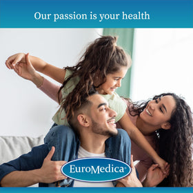 EuroMedica Curaphen Extra Strength sur une table