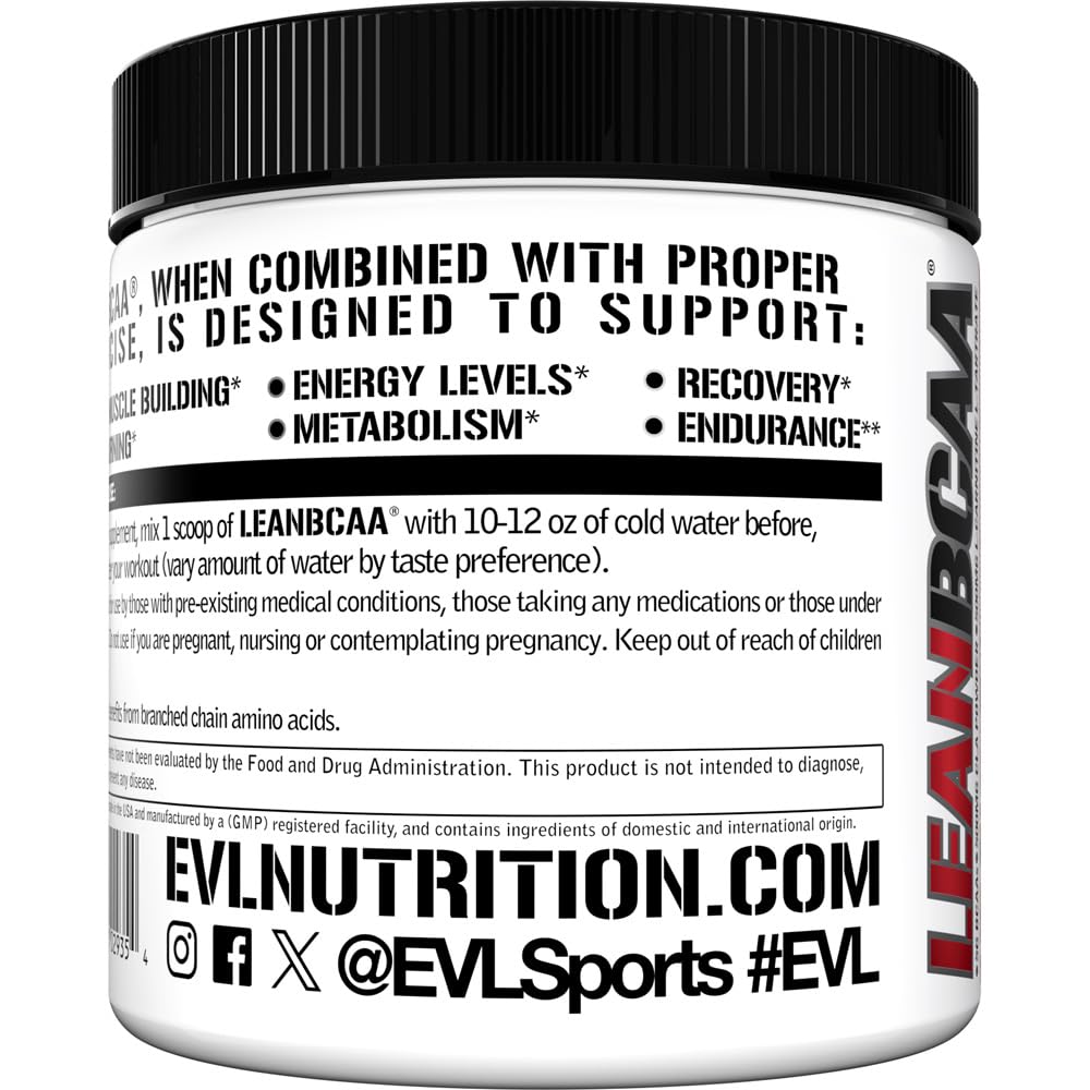 Evlution BCAA Amino Acids poudre en préparation dans un verre