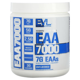 Evlution EAA Poudre Acides Aminés Essentiels sur un fond de gym