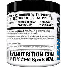 Evlution LeanBCAA Poudre Blue Raz en préparation dans un verre