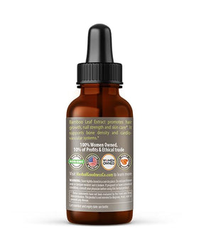 Extrait de bambou Herbal Papaya en arrière-plan naturel