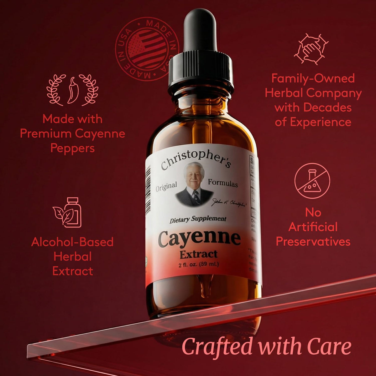 Extrait de Cayenne Christopher's avec gouttes à l'extérieur du flacon
