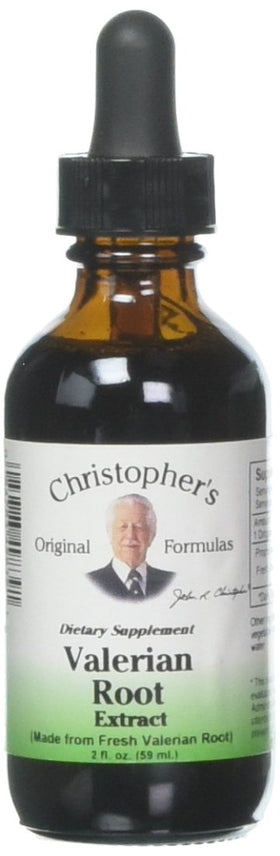 Extrait de Racine de Valériane de Christopher's sur un fond neutre