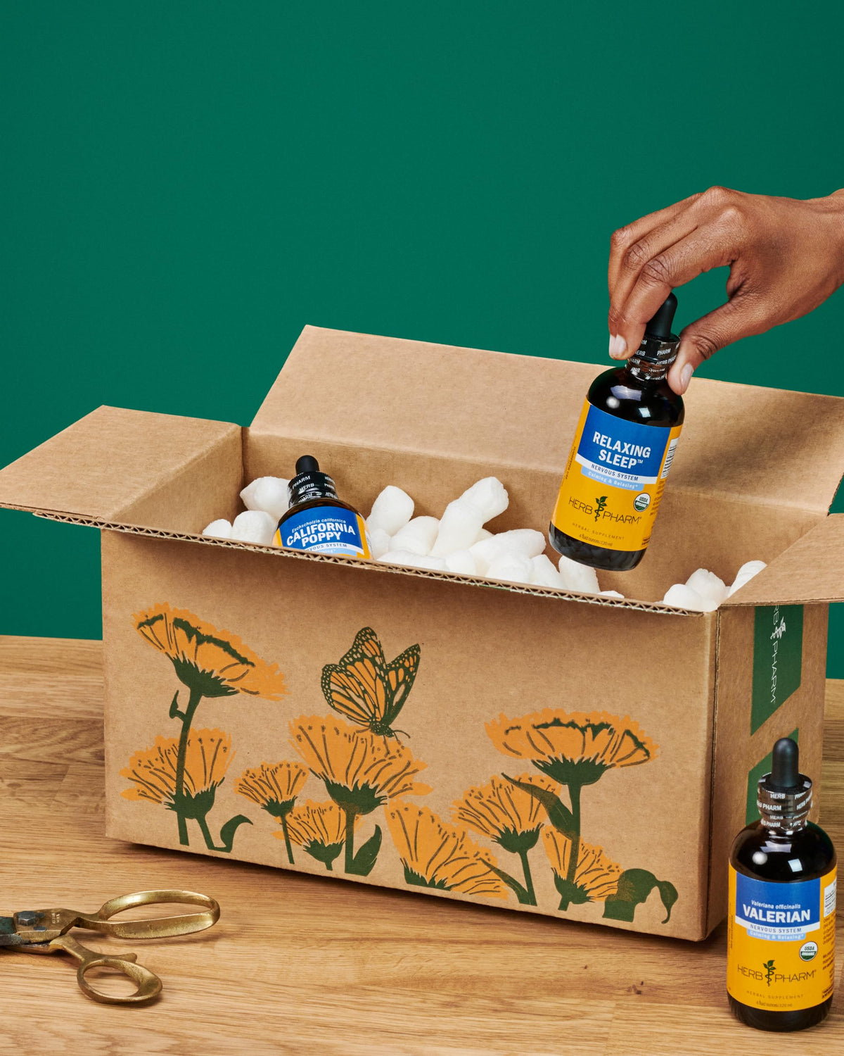 Flacon d'extrait de valériane Herb Pharm sur fond neutre